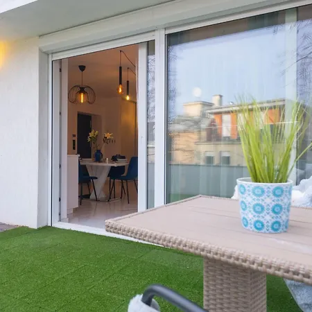 Apartament White Rose Hill Luxury