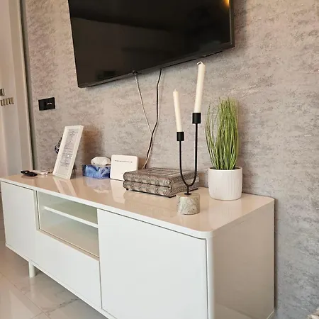 Daire White Rose Hill Luxury