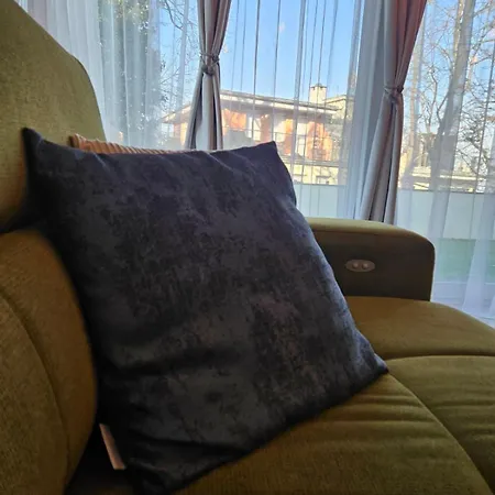 Apartment White Rose Hill Luxury Budapest