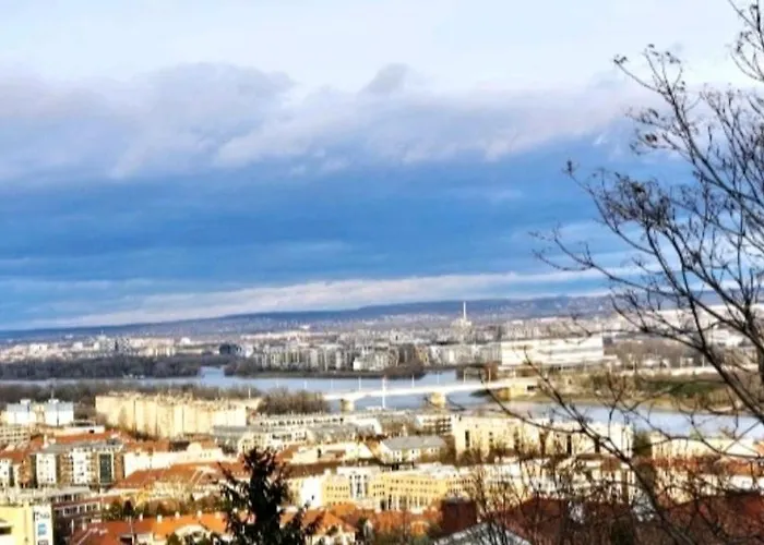 White Rose Hill Luxury * Budapest