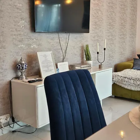 White Rose Hill Luxury Apartment Budapest