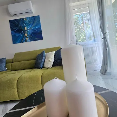 White Rose Hill Luxury