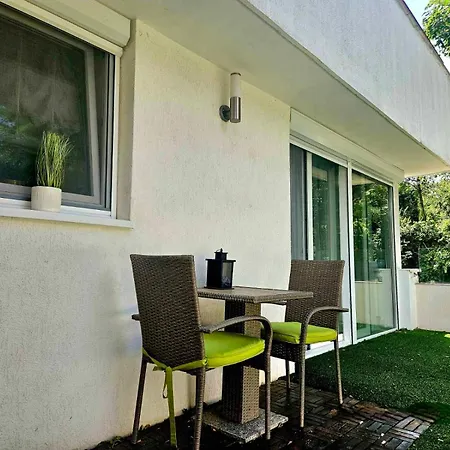 Apartment White Rose Hill Luxury Budapest