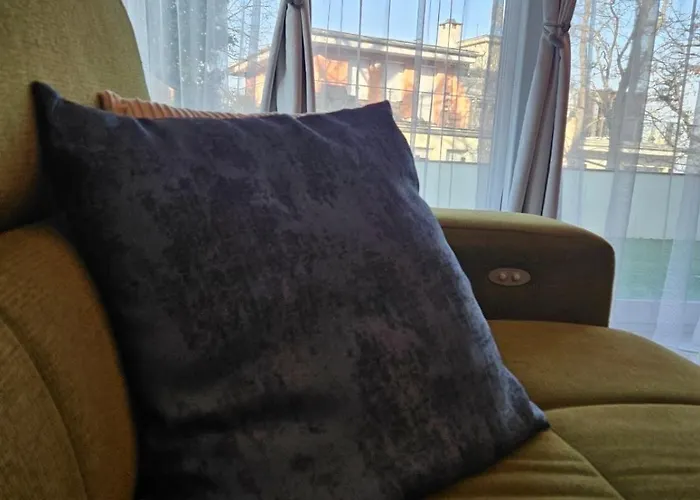 White Rose Hill Luxury Apartamento